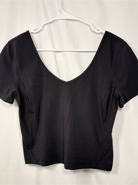 Lululemon Simple Black Scoop Neck Short Sleeve Top Size 10
